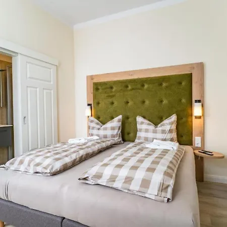 Haus Emma Doppelzimmer Seerobbe Borkum